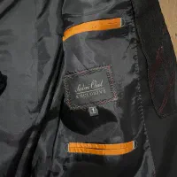 کت وشلوار|لباس|قم, قم نو|دیوار