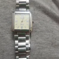 یسری ساعت های قدیمی موجود