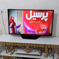 تلویزیون ۴۲اینچ ال جی|تلویزیون و پروژکتور|کرج, عظیمیه|دیوار