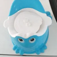 توالت فرنگی کودک بسیار تمیز و نو|اسباب و اثاث بچه|ساری, |دیوار