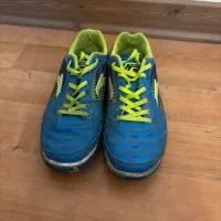 کفش فوتبال و فوتسال جوما