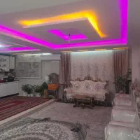 خانه واحدی طبقه  اول بالای پیلوت