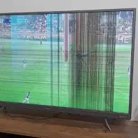 تلویزیون ال جی ۵۰اینچ پنل ضربه خورده
