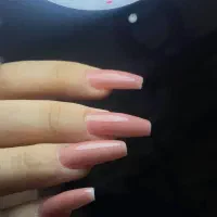ترمیم و کاشت ، مانیکور و پدیکور ماساژ درمانی صورت