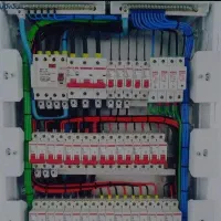 رفع عیب برق منازل سرویس و رفع عیب تابلو برق صنعتی