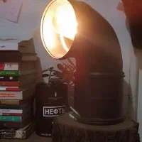 آباژور و چراغ مطالعه