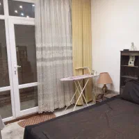 ملک تجاری و مسکونی بر خیابان