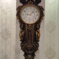 ساعت دیواری در حد نو