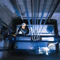 استخدام کارآموز تکنسین فنی آسانسور