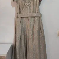 لباس مجلسی|لباس|میانه, |دیوار