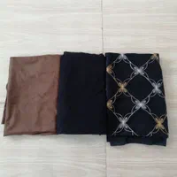 چندتیکه پارچه مخمل