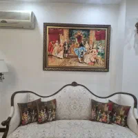 تابلو و کوسن