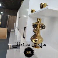 کابینت سفید دستگیره طلایی کد 11001