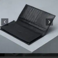 یک کیف پولی گم شده