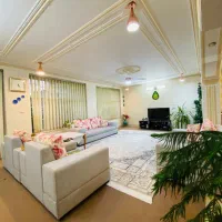 فروش ویلایی واقع در خیابان مدرس|فروش خانه و ویلا|آباده, |دیوار