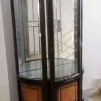 گنجه ویترین مرتب