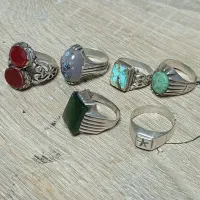 درود بر شما تعدادی انگشتر نقره و سنگهای معدن|جواهرات|شیراز, گود خزینه|دیوار