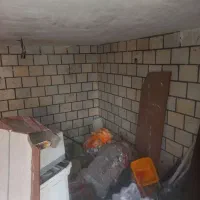 انباری در خیابان نادری