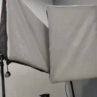 نور ثابت یک عدد / با ۴ لامپ.