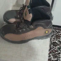 کفش ایمنی|کیف، کفش، کمربند|زنجان, |دیوار