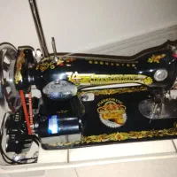 چرخ خیاطی پدالی کاملا سالم