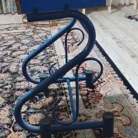 میز تحریر|میز تحریر و کامپیوتر|مهاجران, |دیوار