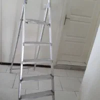 نردبان الومینیمی