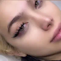کاشت مژه حرفه ای با ماندگاری تضمینی