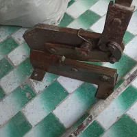 قیچیورق بردرحدومیزکار