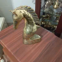 مجسمه برنجی اسب رومیزی بیسارزیبا