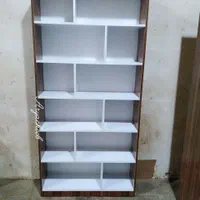 کد ۱۳۰۴|کتابخانه، شلف، قفسه‌های دیواری|قم, بیست متری ولیعصر|دیوار