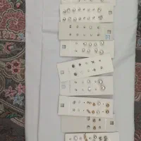 گوشواره میخی مدل ها و طرح و رنگ مختلف موجوده