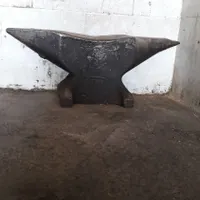 سندان‌۸۰کیلویی‌المانی