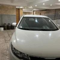 سراتو ۲۰۰۰ اتومات مدل ۹۴ ( ۲۰۱۵ )|خودرو سواری و وانت|مشهد, احمدآباد|دیوار