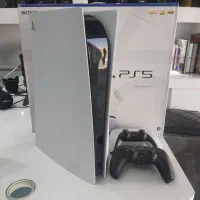 PS5 همراه بازی و دسته اضافه