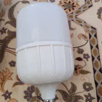 لامپ کم مصرف ۱۰۰ وات ۵۰ وات کم کارکرد زیر قیمت