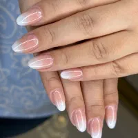 استخدام ناخنکار حرفه ای