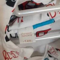 تعدادی لباس بچگانه برند درحدنو|کفش و لباس بچه|کرج, گوهردشت|دیوار