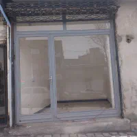 مغازه-نقلی-دم-خیابان-باکری