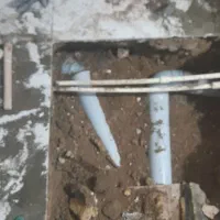 تخریب سختمان چاه کن مغنی وصل  فاضلاب شهری