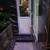 یک دستگاه خانه نوساز قشنگ مرتب