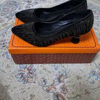 گفش سایز ۳۸