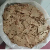 نان خشک تمیز. برای دام