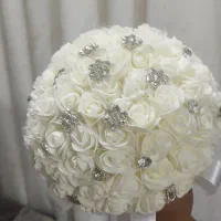 دسته گل عروس با قیمتی مناسب فقط با هفتصد هزار تومن