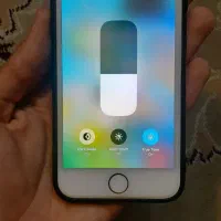 iphone 8 gold بدون نقطه همه چی فابریک لوازم تکمیل