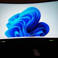 مانیتور گیمینگ samsung odyssey g6 240hz 2k