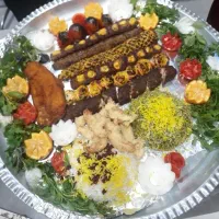 استخدام آشپز حرفه ایی مسلط بر انواع غذاها