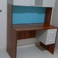میز تحریر مارک آپادانا مناسب دختر و پسر