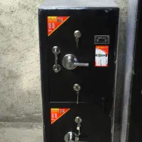 گاوصندوق دوطبقه (ارتفاع 120)درحدنو قفل کیلید سالم