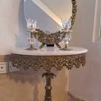 آیینه و شمعدان برنجی